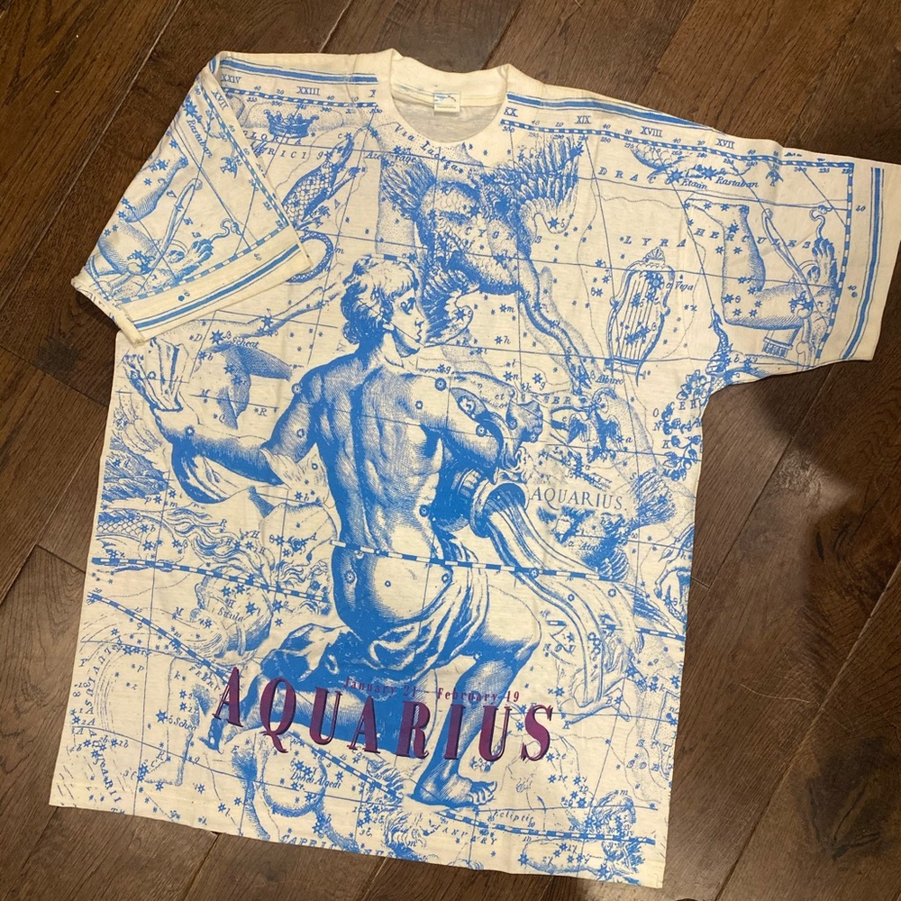 Vintage all over print Aquarius astrology shirt